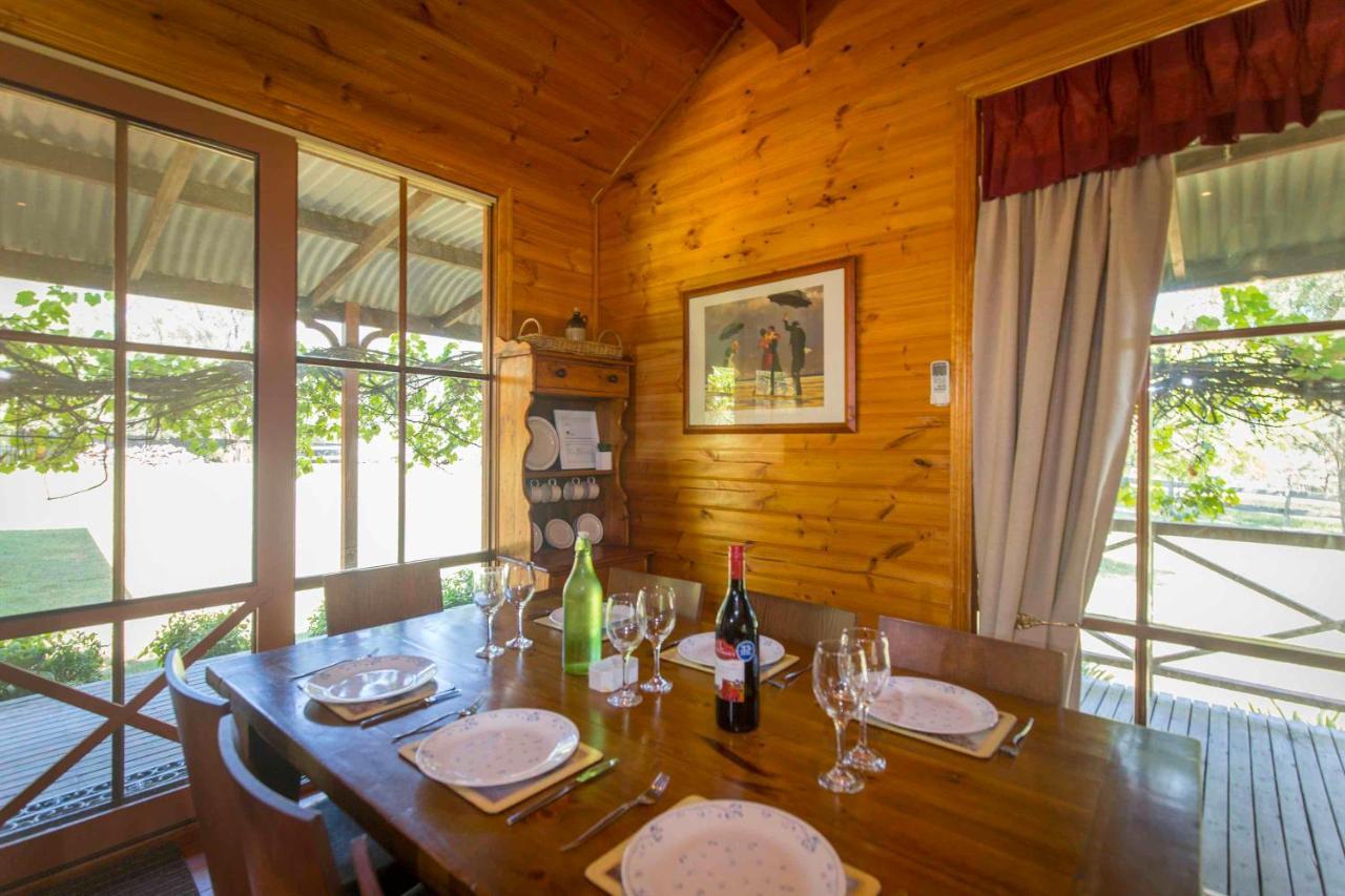 Silky Oak Cottage ポーコルビン エクステリア 写真